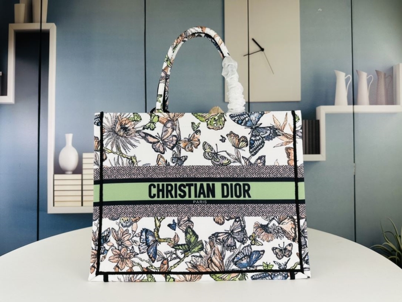 Dior Shopping Bags